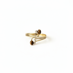 Bague or lin beige fond blanc
