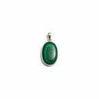 Pendentif malachite fond blanc